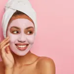 La pulizia del viso giornaliera: come farla correttamente