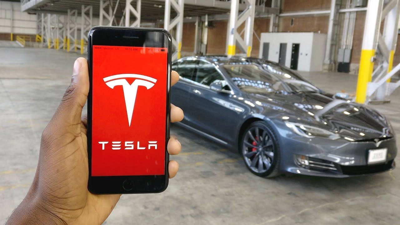Tesla produrrà in Cina, a Shanghai