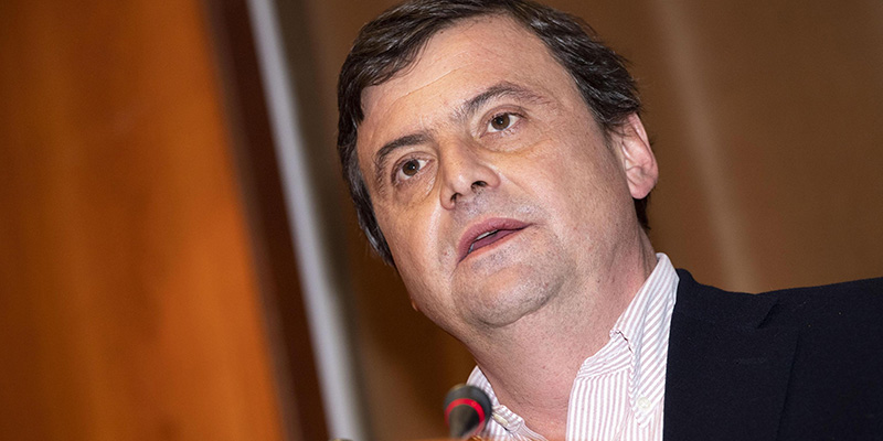 Ministro Calenda: 