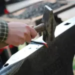 Il mestiere del fabbro e il suo grande valore professionalizzante